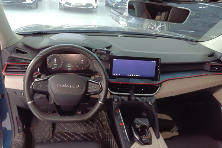 领克06 2020款 1.5T 耀Halo中控内饰12