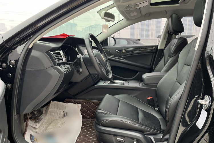 红旗H7 2019款 1.8T 舒适版中控内饰7001