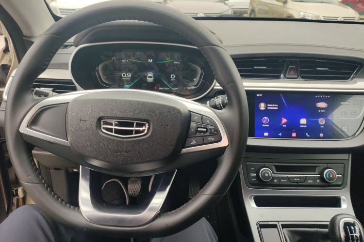 吉利汽车 帝豪 2020款 1.5L 手动向上版中控内饰12