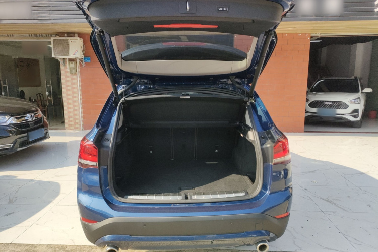 宝马X1 2021款 sDrive25Li 领先型局部细节23