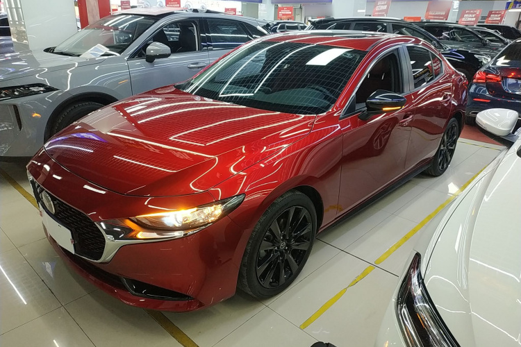 马自达3 昂克赛拉 2022款 2.0L 自动质雅黑曜版车身外观4