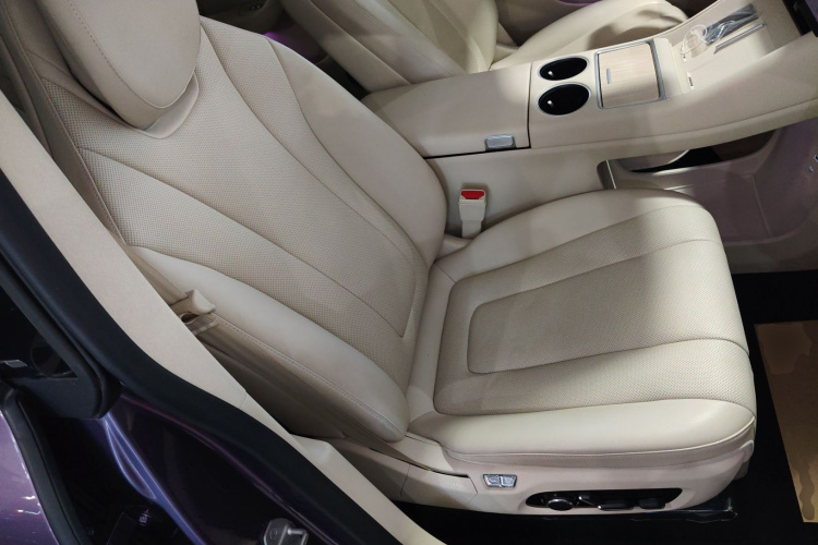 鸿蒙智行 智界R7 2024款 纯电 736km UItra局部细节41