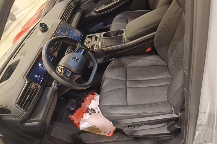 蔚来ES8 2020款 415KM 签名版 六座版局部细节19