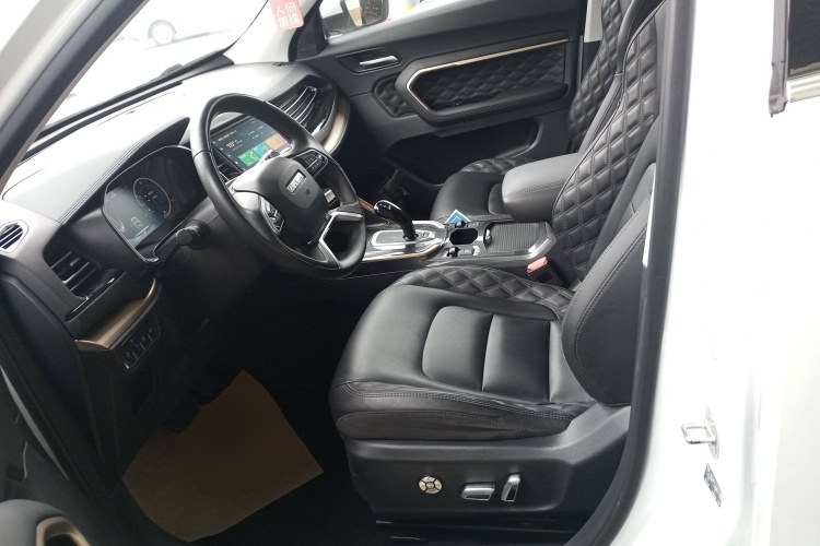 哈弗H6 2021款 1.5GDIT 自动超豪版中控内饰19