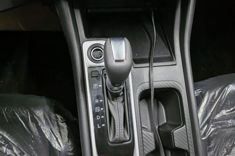 日产 轩逸 2026款 1.6L CVT省心版中控内饰7004