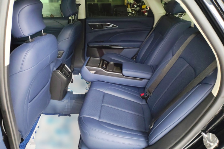 福特 金牛座 2019款 EcoBoost 245 尊享版中控内饰21