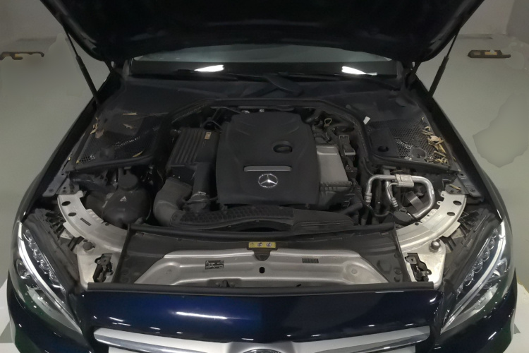 奔驰C级 2017款 改款 C 200 L 运动版机舱底盘24