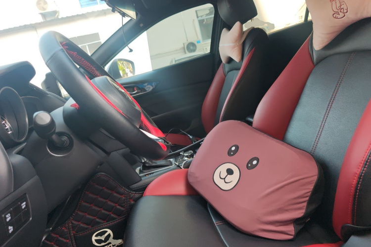 马自达CX-4 2021款 2.0L 自动两驱蓝天活力版中控内饰19