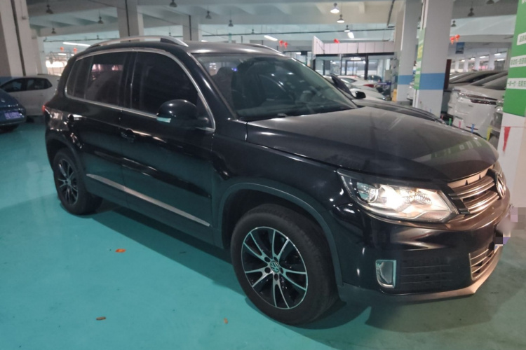 大众 途观 2015款 2.0TSI 自动四驱豪华版车身外观3