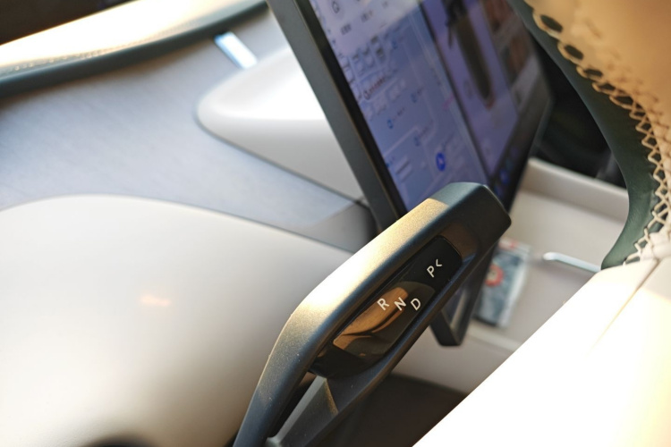 小米汽车 小米YU7 2025款 超长续航后驱版局部细节18