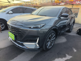 长安UNI-K 2021款 2.0T 尊贵型