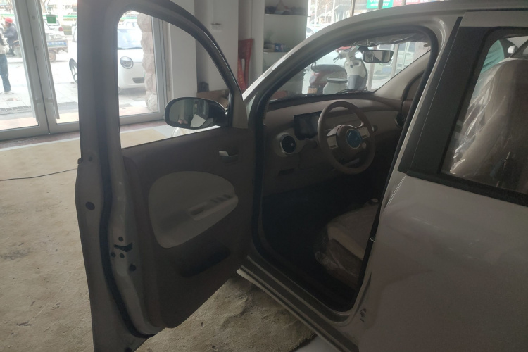 五菱汽车 宏光MINIEV 2025款 四门版 进阶款中控内饰20