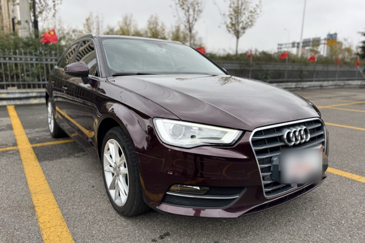 奥迪A3 2015款 Sportback 35 TFSI 百万纪念舒享型车身外观6002