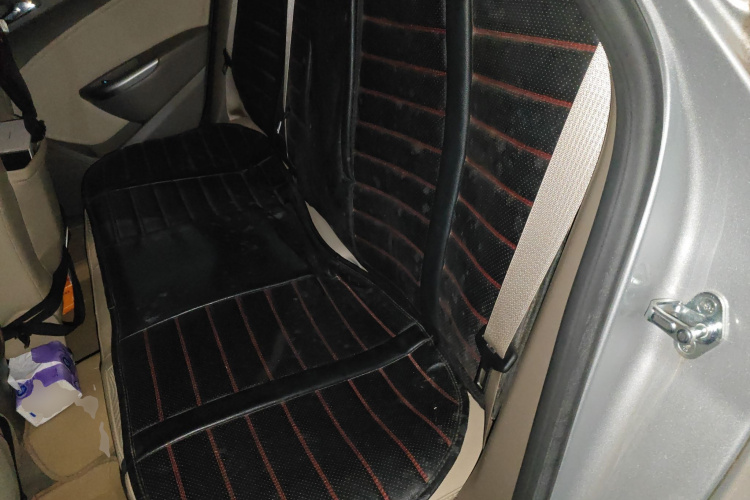 别克 英朗 2013款 GT 1.6L 自动时尚版中控内饰7004