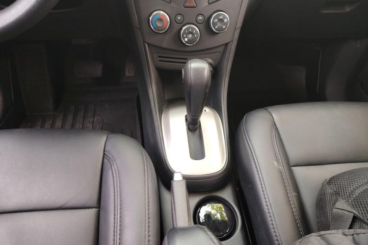 雪佛兰 创酷 2016款 1.4T 自动两驱舒适天窗版局部细节18