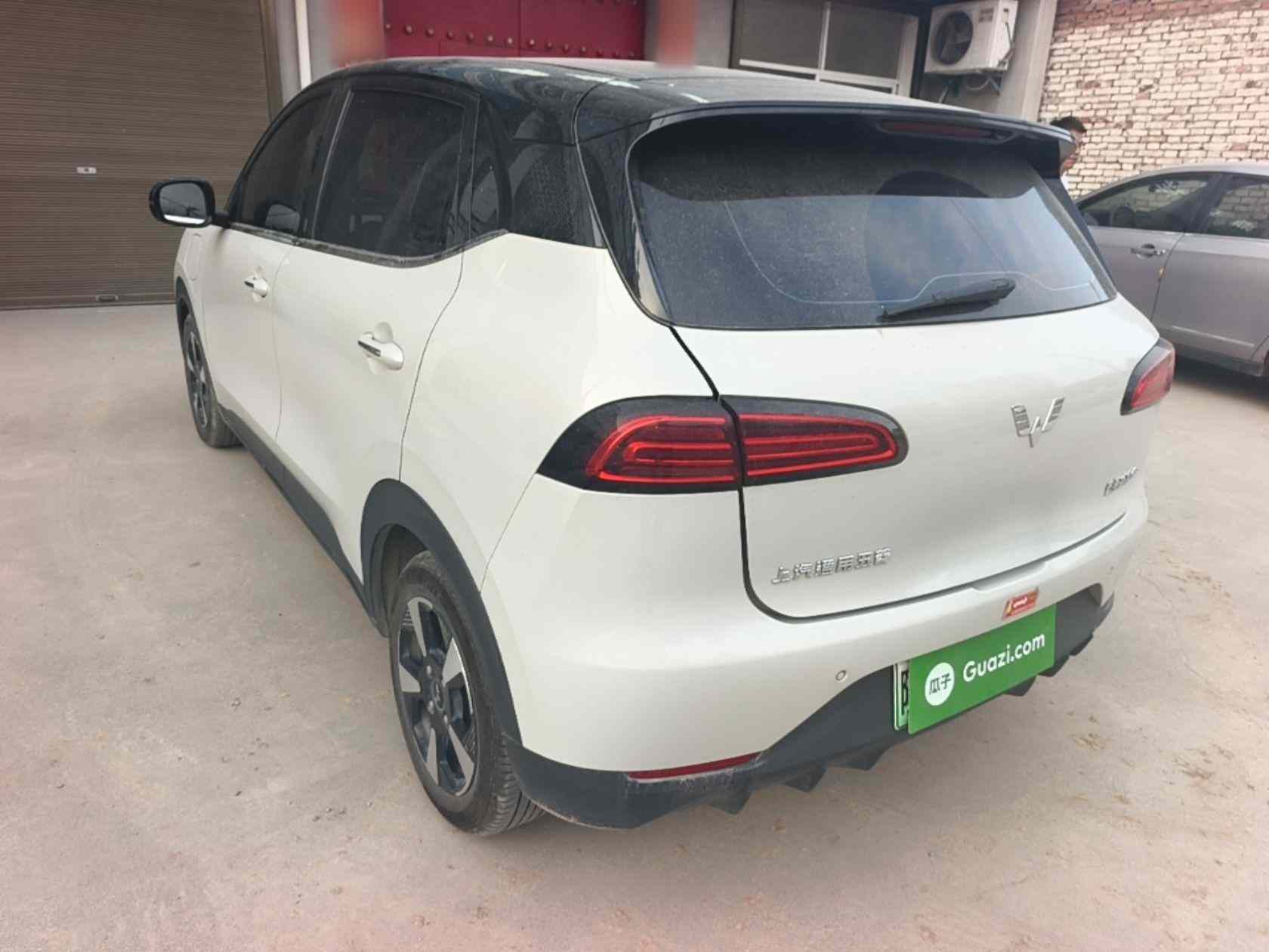 五菱汽车 五菱缤果PLUS 2024款 330km 五座版(3)