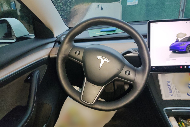 特斯拉 Model 3 2022款 后轮驱动版局部细节13