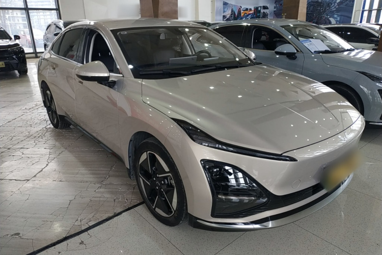 五菱汽车 五菱星光 2024款 共创版 510 进阶型车身外观3