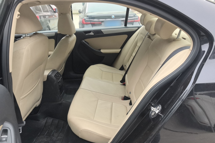 大众 速腾 2014款 改款 1.4TSI 自动豪华型中控内饰21