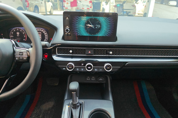 本田 思域 2022款 240TURBO CVT劲动版局部细节16