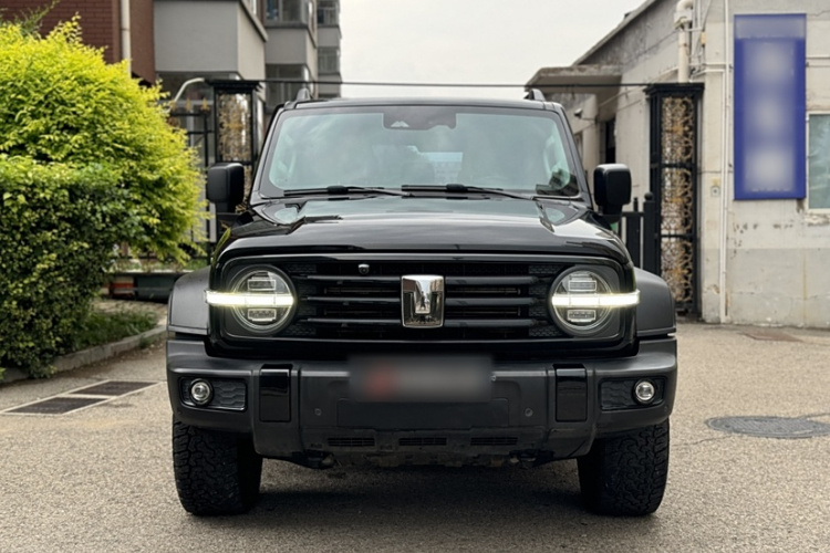 坦克300 2023款 越野版 2.0T 征服者车身外观6001