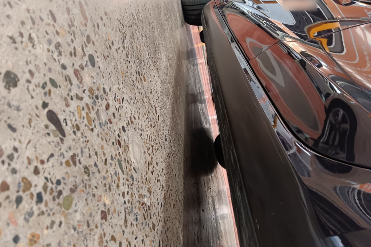 特斯拉 Model 3 2023款 后轮驱动版局部细节9002