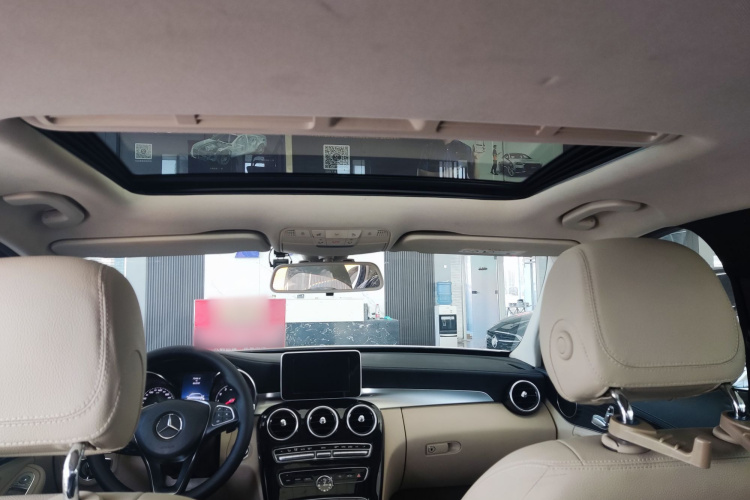 奔驰C级 2015款 C 180 L 运动型局部细节22