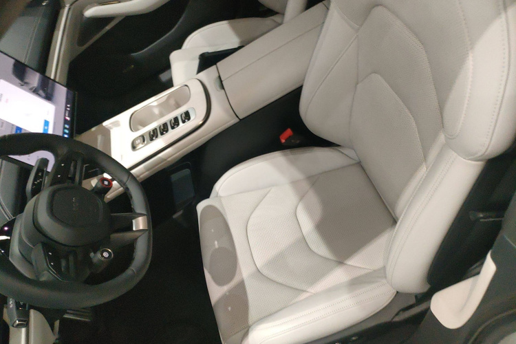 小米汽车 小米SU7 2024款 四驱Max创始版中控内饰19