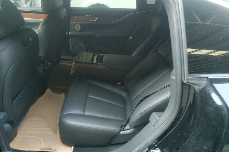 鸿蒙智行 享界S9 2024款 纯电 Ultra 四驱旗舰版中控内饰7004