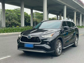 丰田 汉兰达 2023款 2.5L智能电混双擎四驱豪华版 7座