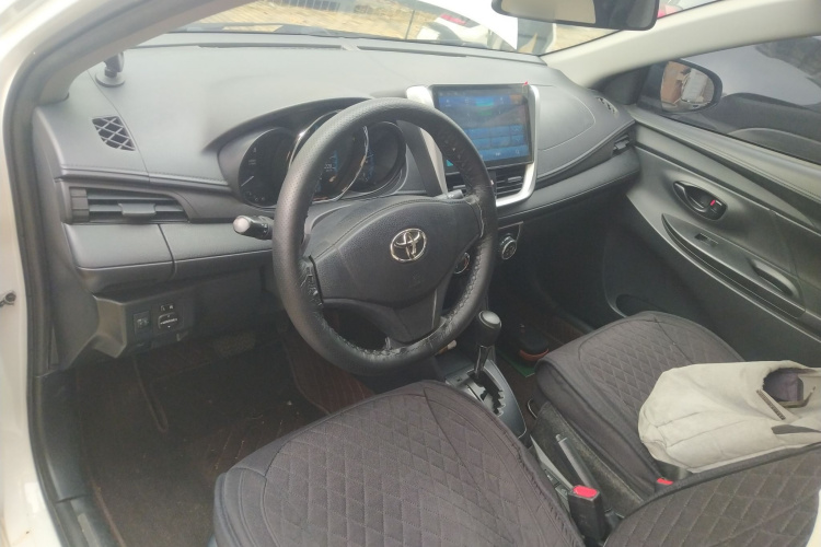 丰田 YARiS L 致炫 2016款 改款 1.5E CVT魅动版中控内饰12