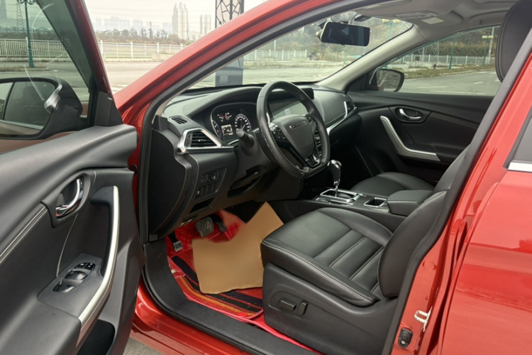 启辰T90 2017款 2.0L CVT智尚版中控内饰7003