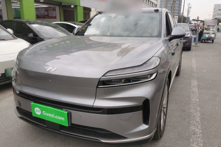 乐道L90 2025款 Ultra 六座版车身外观1