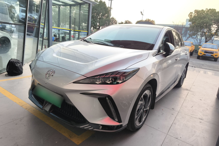 名爵 MG4 EV 2022款 425km 旗舰版车身外观4