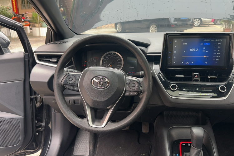 丰田 雷凌 2021款 185T CVT运动版局部细节13