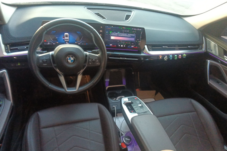 宝马X1 2023款 sDrive25Li X设计套装中控内饰12