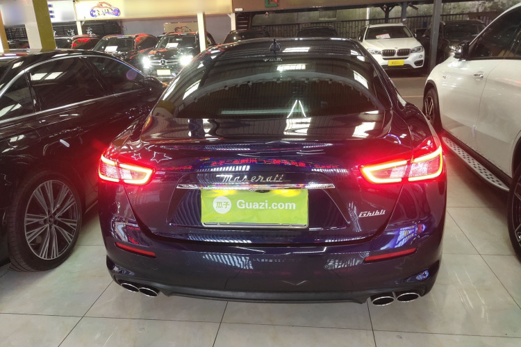 玛莎拉蒂 Ghibli 2018款 改款 3.0T 标准版车身外观6004