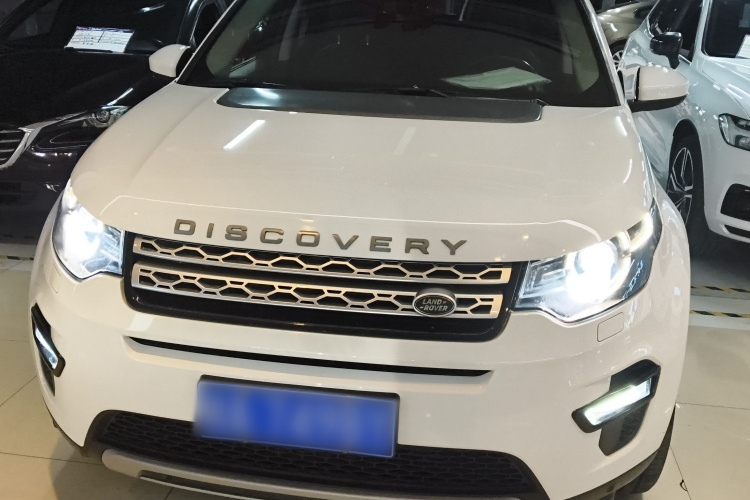 路虎 发现神行 2016款 2.0T HSE车身外观2