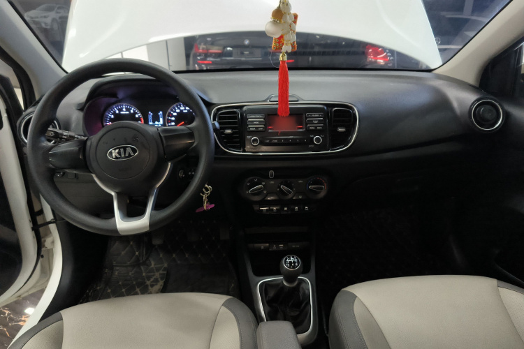 起亚 焕驰 2019款 1.4L 手动智享版Value 国VI中控内饰7002