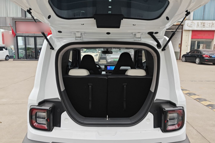 吉利银河 2025款 210km 熊猫骑士机舱底盘23