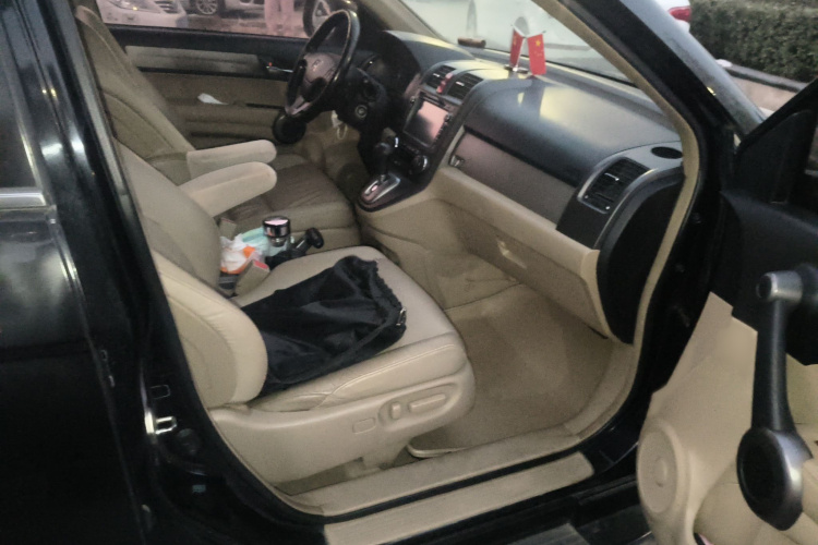 本田CR-V 2010款 2.4L 自动四驱豪华版局部细节9005
