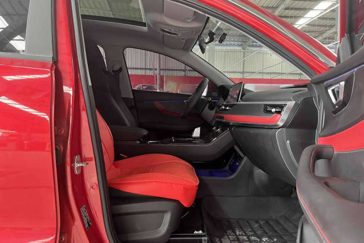 奇瑞 瑞虎7 2020款 神行版 1.5T CVT神行1号中控内饰7006