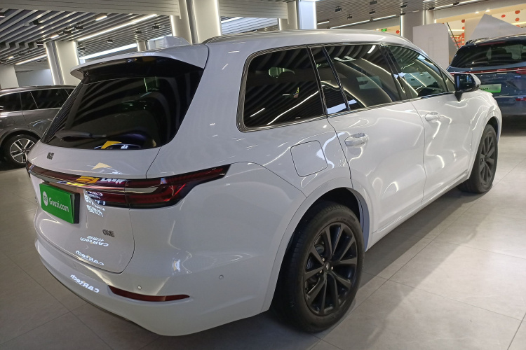 理想汽车 理想ONE 2021款 增程6座版车身外观7