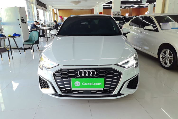奥迪A3 2024款 Sportback 35 TFSI 时尚运动型车身外观6001