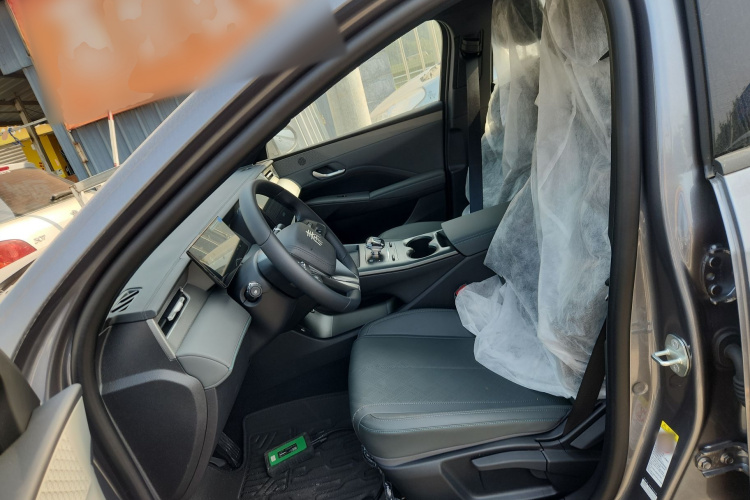 比亚迪 秦PLUS 2025款 DM-i 智驾版 55KM领先型中控内饰19