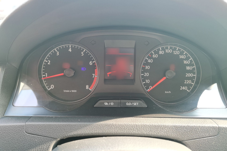 大众 桑塔纳 2013款 1.4L 手动风尚版局部细节14