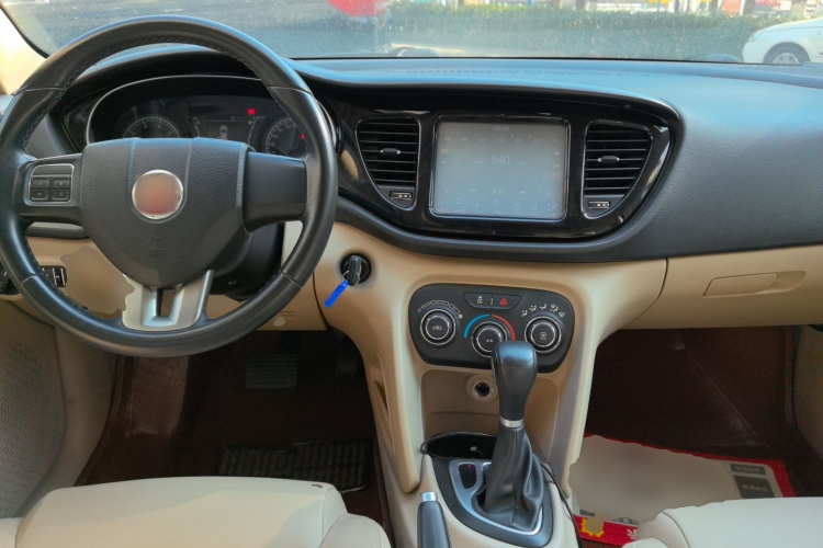 菲亚特 菲翔 2012款 1.4T 自动劲享版中控内饰12