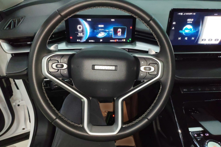 哈弗H6 2021款 第三代 2.0T 自动两驱Max中控内饰13
