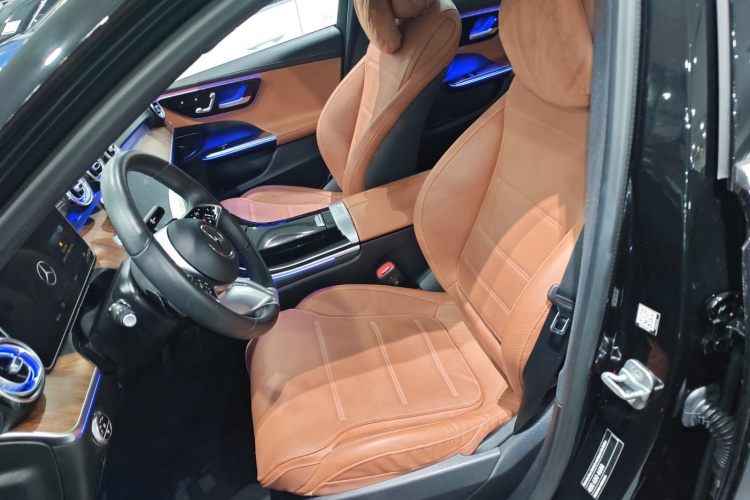 奔驰C级 2024款 改款 C 260 L局部细节19