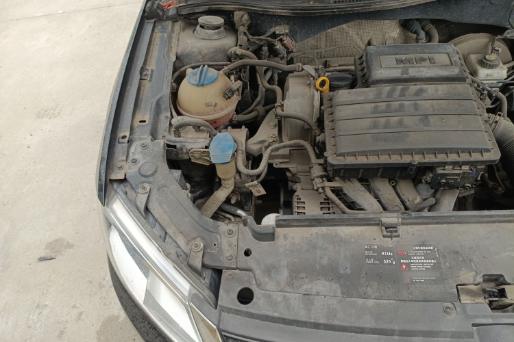 大众 朗逸 2013款 1.6L 手动风尚版局部细节9006